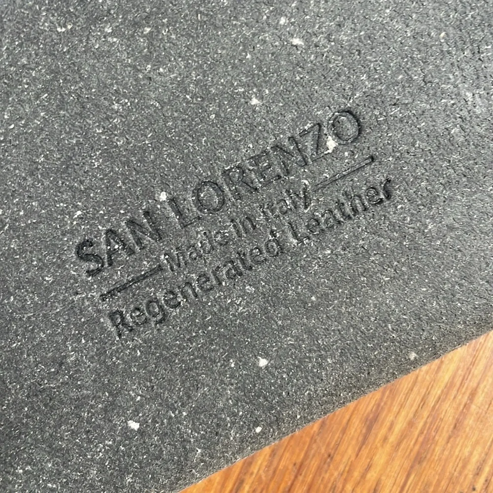 SAN LORENZO REGENERATED GRAY LEATHER & FELT TABLET SLEEVE / CASE